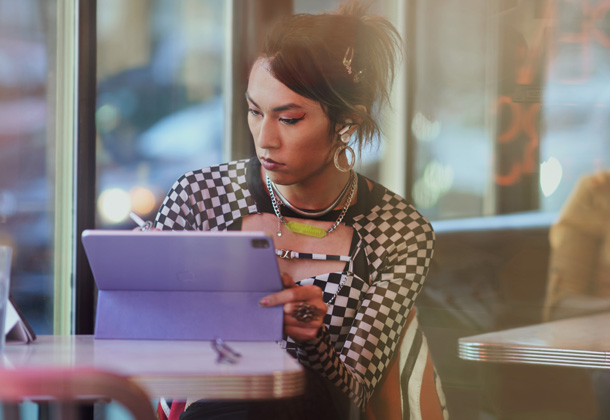 spotlight_creative_expression__d5cfmpxkr6gm_large